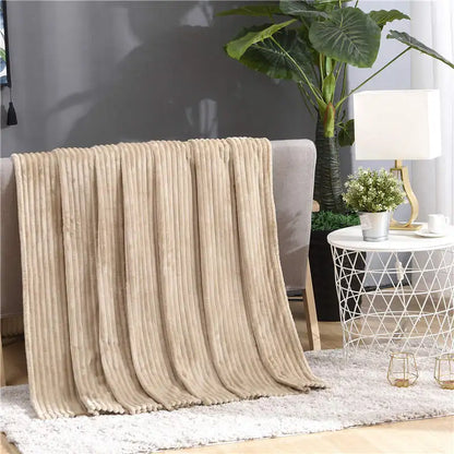 Winter Flannel Blankets for Beds Solid Coral Fleece Faux Fur Throw Coverlet Sofa Cover Bedspread Soft Fluffy Plaid Blankets