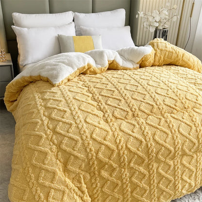 New Super Thickened Warm Winter Blankets for Beds Artificial Lamb Cashmere Weighted Blankets Soft Fluffy Warmth Comforter Duvet